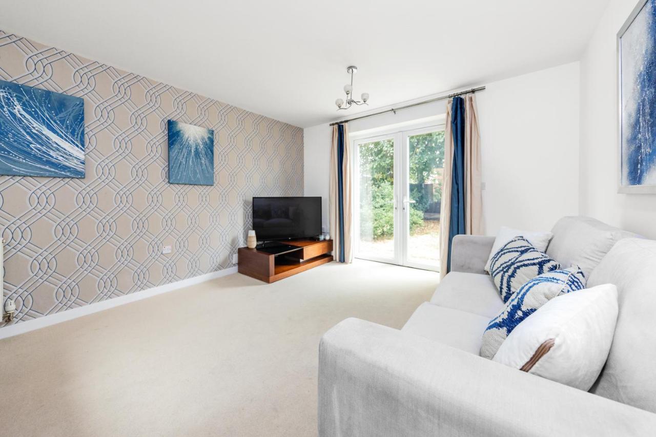 Royal House Wolverhampton - Perfect For Contractors & Large Groups Екстериор снимка